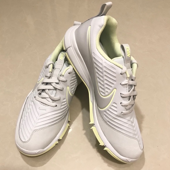 nike explorer 2 spikeless golf shoes